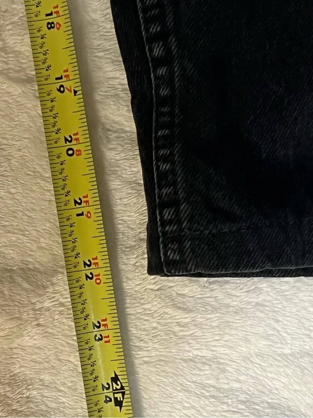 Levi's Men's Black Jeans, 565.